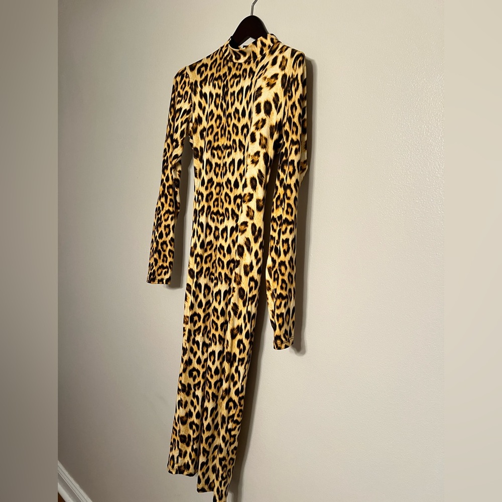 Leopard fitted dress